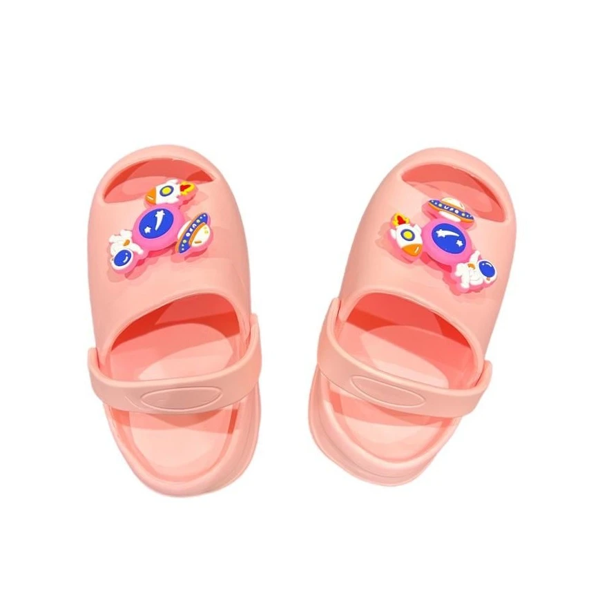 Explore the Latest Trend with Our New and Popular Soft-Soled Slippers for Kids - Comfortable Boys' and Girls' Indoor/Outdoor Footwear with Cushioned Support