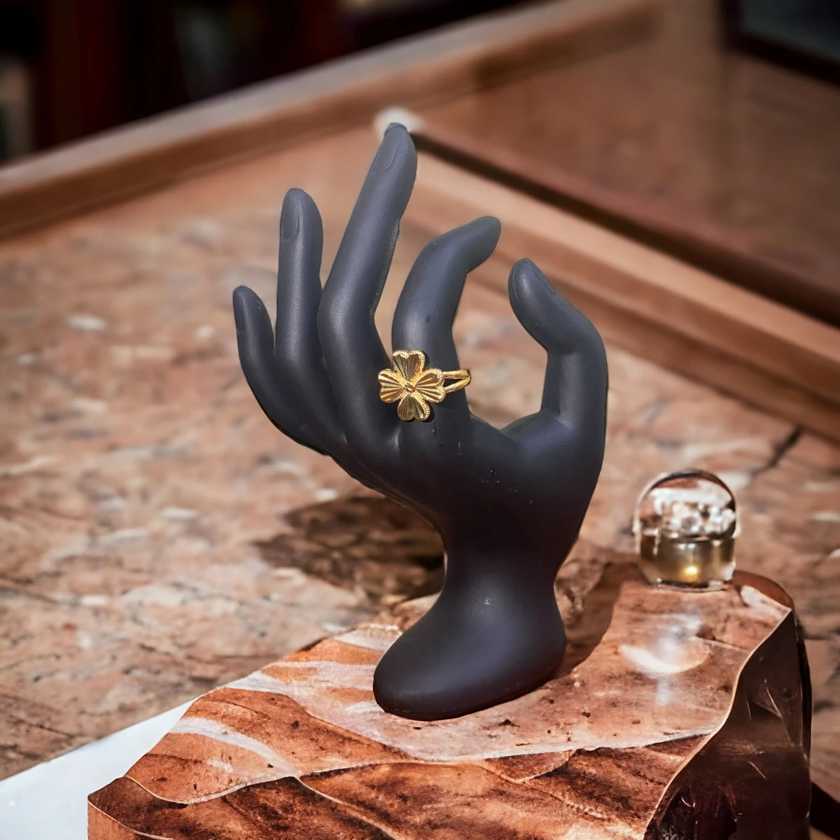 Exquisite French-Inspired Floral Golden Ring: A Timeless Bloom of Elegance