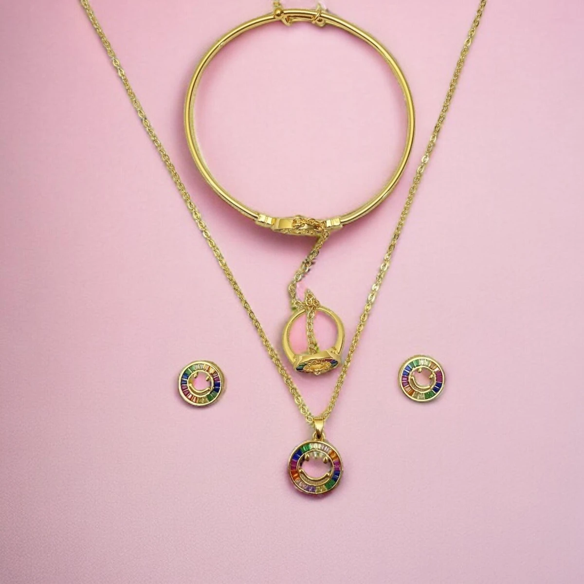 Harmonious Radiance: Opulent Imitation Golden Jewelry Set Embellished with Multicolored Gemstones, Creating a Stunning Ensemble of Timeless Beauty