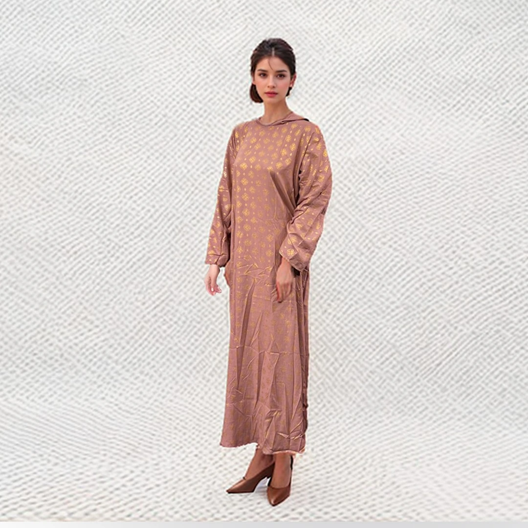 Elegant Long Dress with Geometric Gold Print: Timeless Comfort & Style